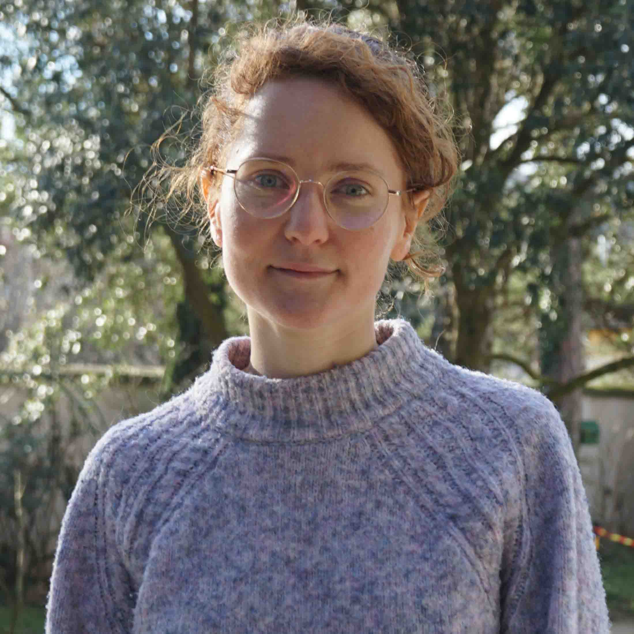 Portrait de Laure Deschamps, Ingénieure Traitement des eaux chez InovaYa